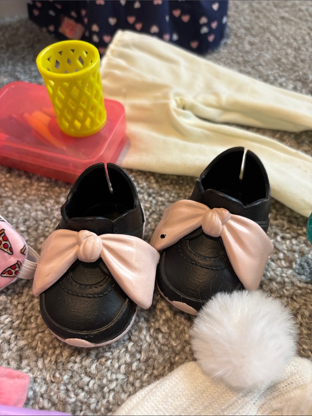 Our Generation Bundle: Comes with Doll, Dog and Accessories - Picture 5 of 8